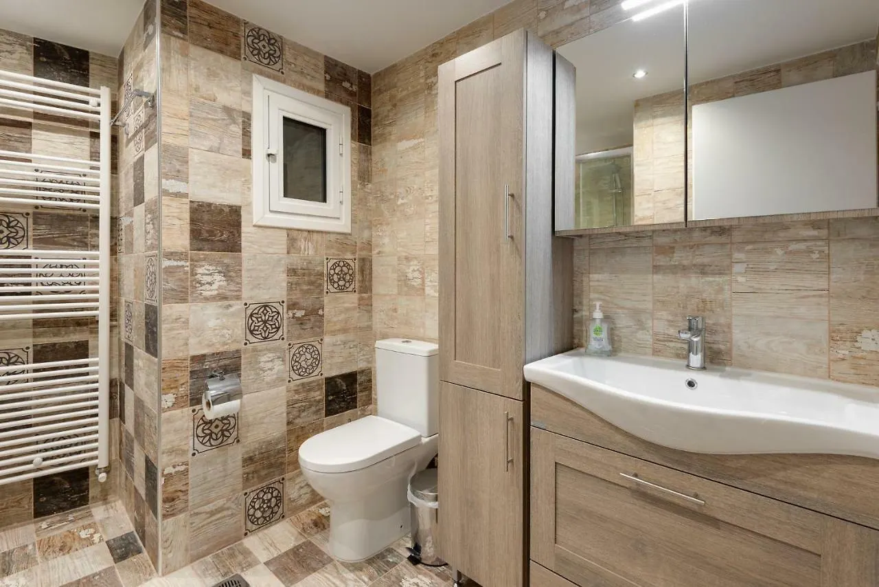 Brand-New Modern Flat In Heart Of City Thessaloniki 0*,  Greece